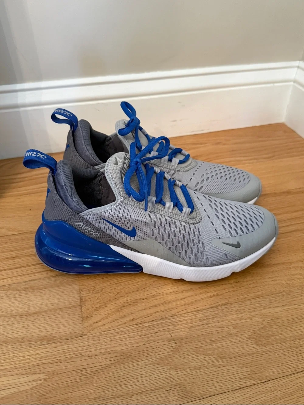 Nike Air Max 270 – Big Kids’ Size 7Y